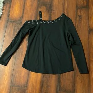 Never worn - but washed Venus long sleeve top
